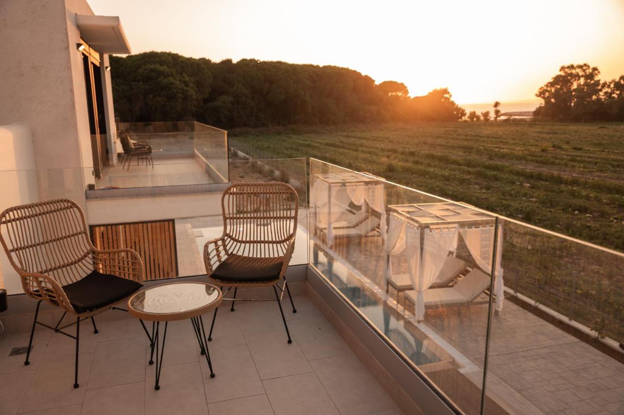 Salt Boutique Hotel Palouki Exteriör bild