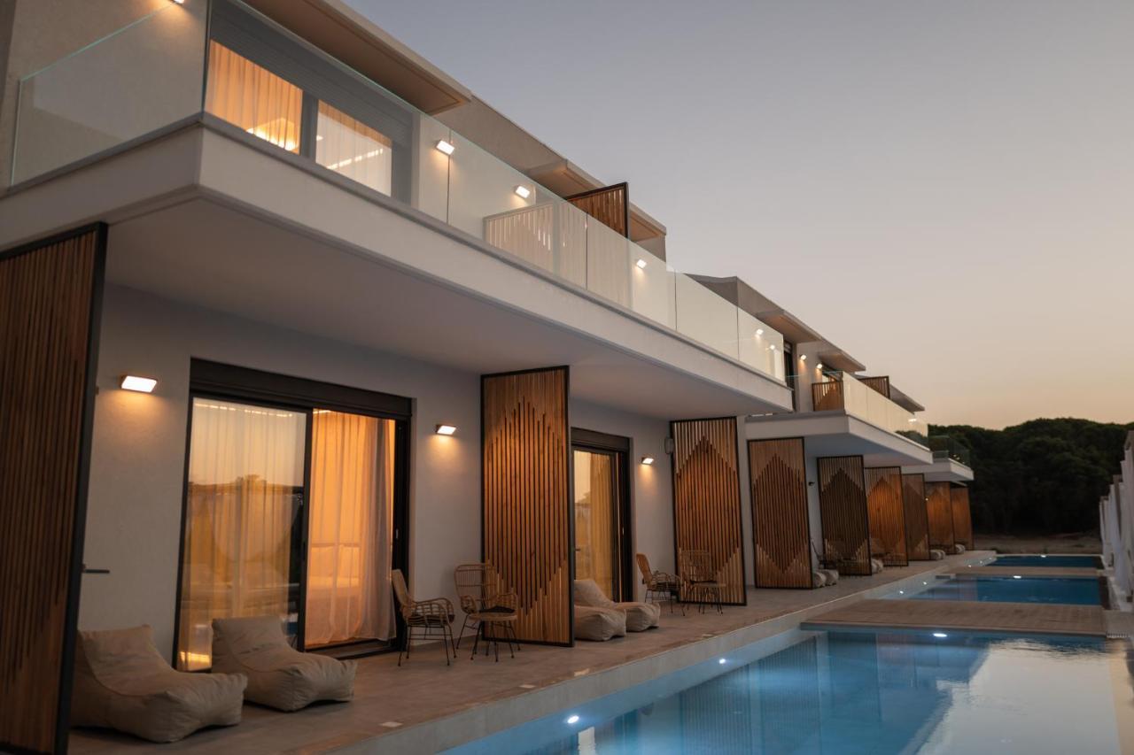 Salt Boutique Hotel Palouki Exteriör bild
