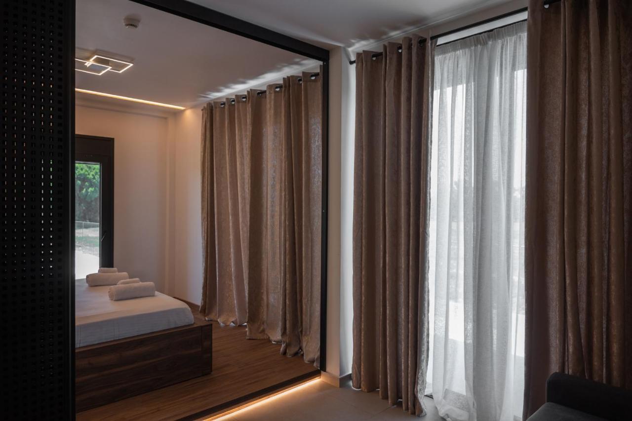Salt Boutique Hotel Palouki Exteriör bild