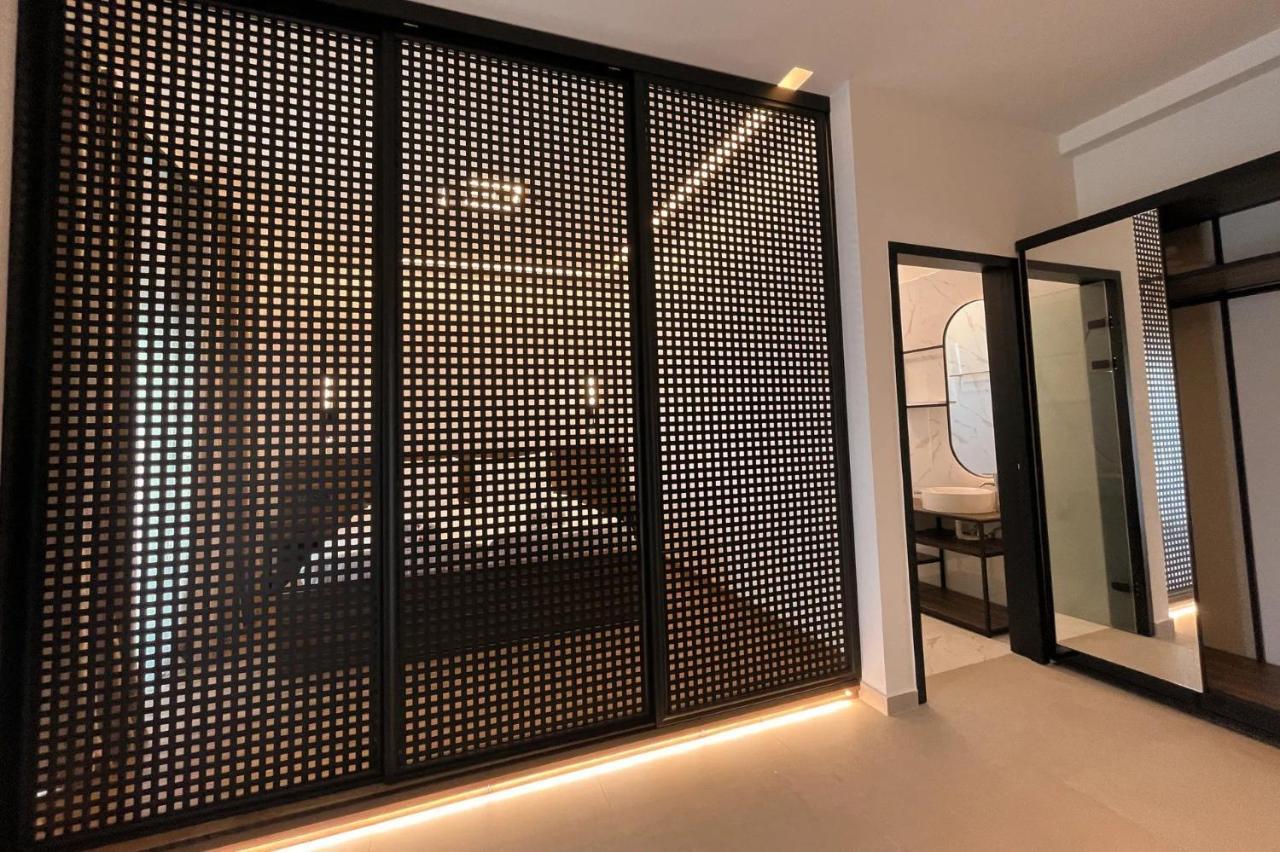 Salt Boutique Hotel Palouki Exteriör bild